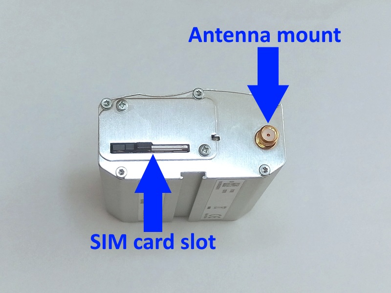 Sierra_SIM_slot